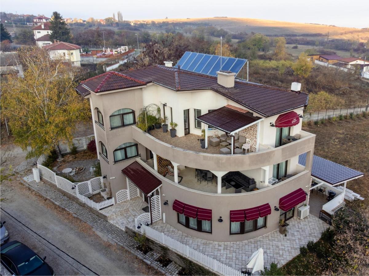 Private Villa Gergana サパレヴァ・バニャ エクステリア 写真